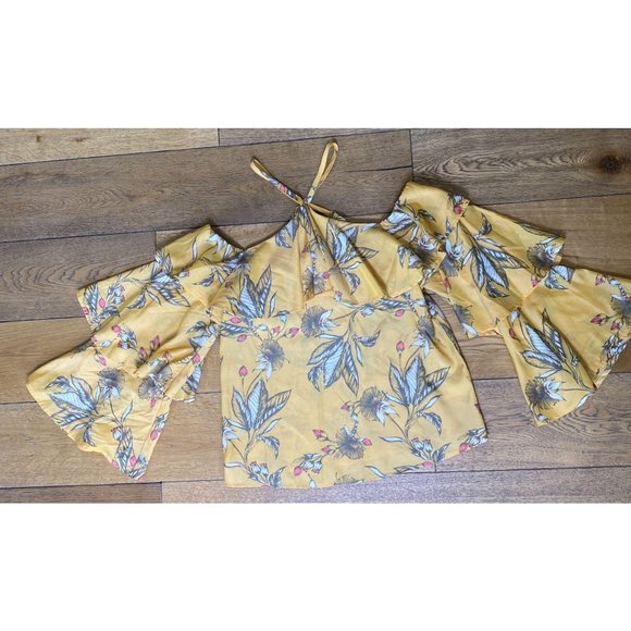 Express Yellow Floral Ruffle Cold Shoulder Top XS - Picture 7 of 8
